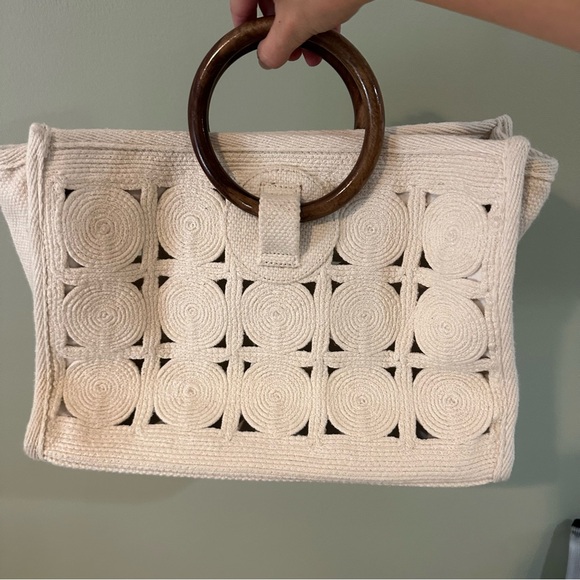 Universal Thread Eyelet Boho Cream Bag With Circular Handles - Picture 2 of 6